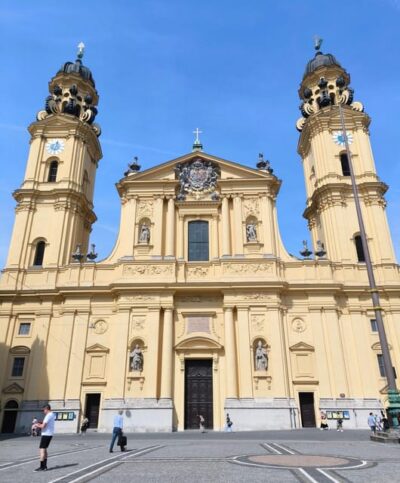 Munich: Walking tour of the old town with all your senses - Unequal height towers and eight church clocks: why you’ll keep looking up