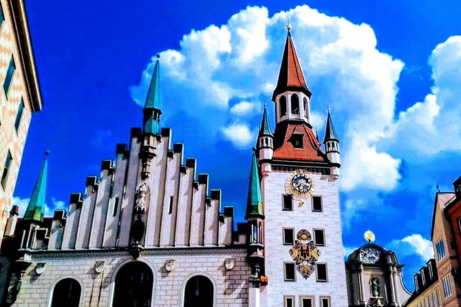Munich WWII and Dachau Concentration Camp Private Tour with Licensed Guide - Munich in the 3rd Reich: Marienplatz to the Hofbräuhaus meetings