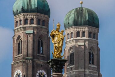 Mystic Munich - Sagas and Legends of the Old Town - 105 Minutes of Old Town Legends: The Pace and the Promise