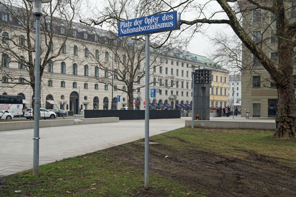 National Socialism WWII with licensed guide - private tour - What the guide and photo material add (especially if you’re German-speaking)
