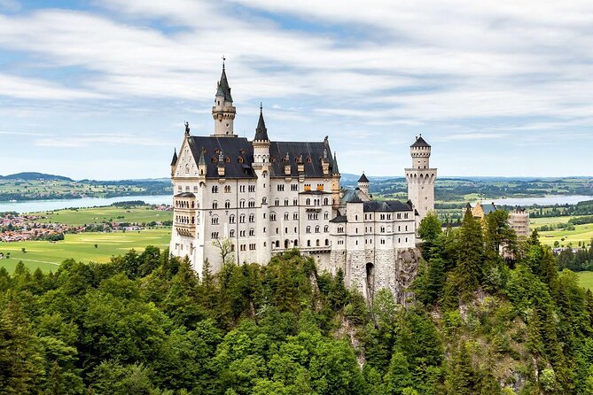 Neuschwanstein Exclusive Romantic Winter Tour INCL. TICKETS - Key highlights at a glance