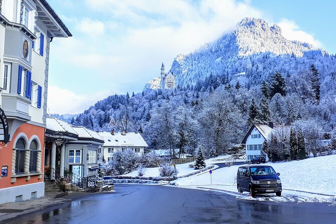 Neuschwanstein Exclusive Romantic Winter Tour INCL. TICKETS - From Munich pickup to the road south in winter-proof comfort
