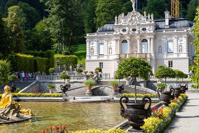 Neuschwanstein & Linderhof Castle-Fairytale Day Tour from Munich - Guides and Group Energy: When the Day Feels Smooth