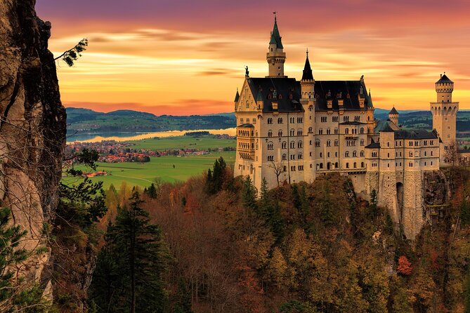 Neuschwanstein & Linderhof Castle Luxury Private Tour from Munich - Key moments at a glance