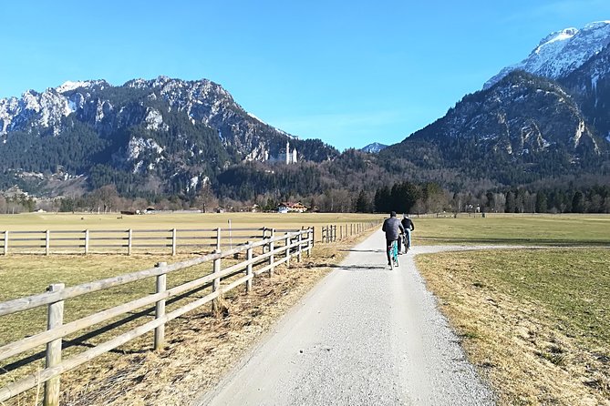 Neuschwanstein ticket+ City Bike from Fuessen - Getting started in Füssen: Wachsbleiche 2 without the stress