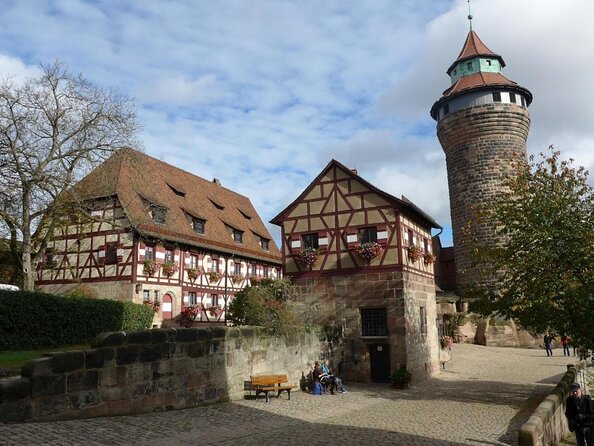 Nuremberg Private Guided Tour from Munich by Rail - Munich to Nuremberg by rail: the value of a built-in route
