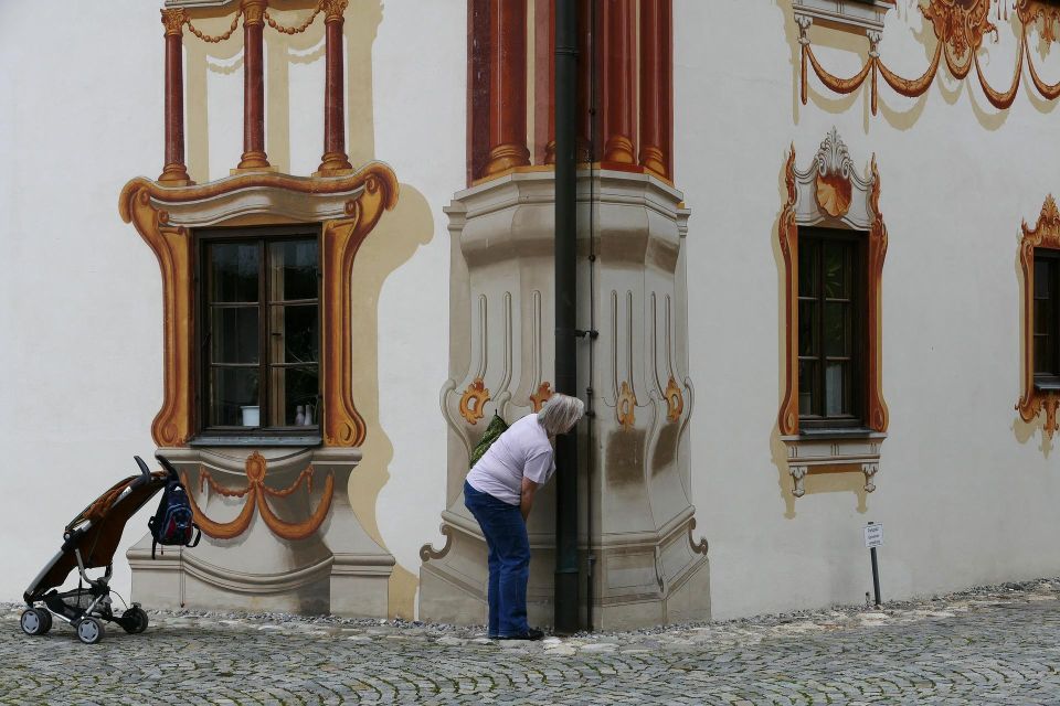 Oberammergau Private Guided Walking Tour - A private guide who keeps the conversation tight (and personal)