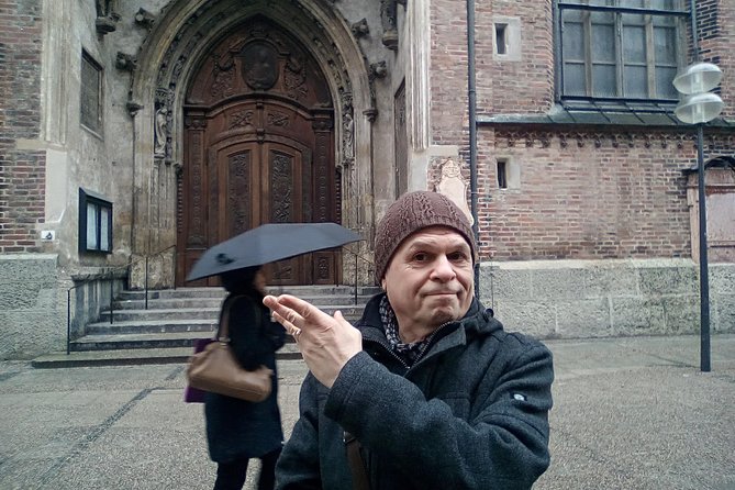 Paul's Private Tour in Munich old City - Stop-by-stop: churches, markets, royal streets, and the reminders of darker chapters