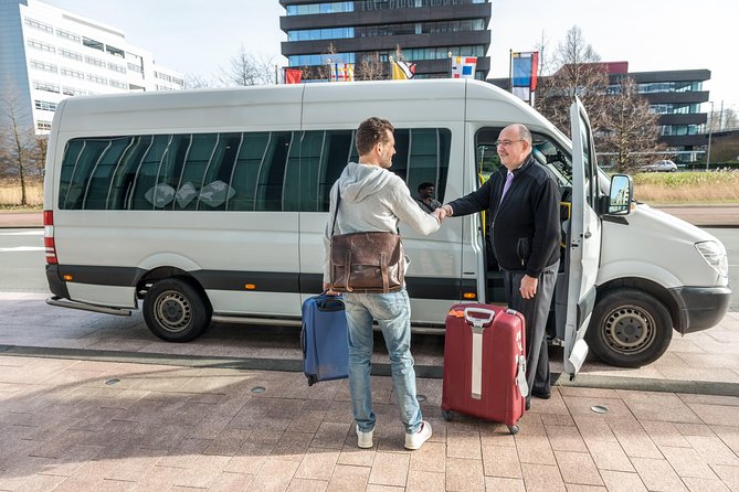 Private arrival transfer Munich Airport to Munich Hotels - Luggage rules that keep the car trip hassle-free