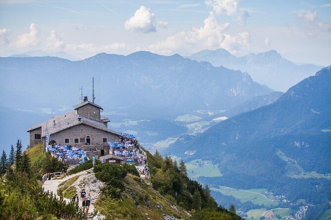 Private Eagles Nest & Salzburg Mini Van Tour incl. S.O.M sights - Key things that make this tour worth your time