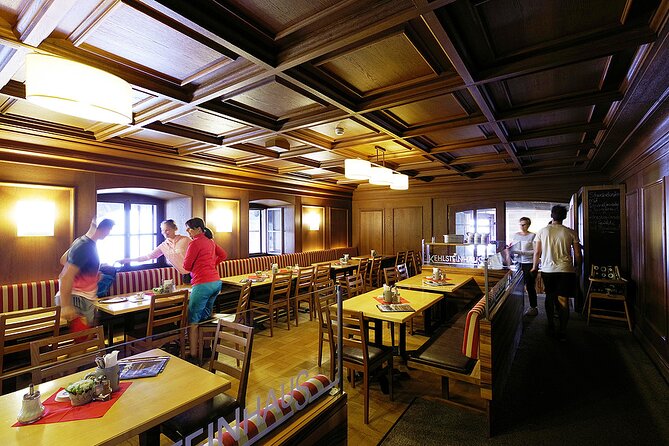 Private Eagles Nest & WWII Doku Center Tour incl. Tickets & Lunch - The Irschenberg Viewpoint Drive and the WWII Propaganda Context