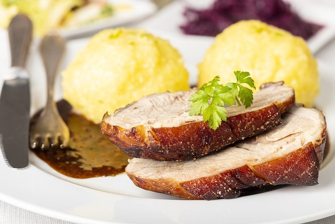 Private Munich Beer Hall Tour with 3-Course Meal & Beer Tastings - Marienplatz: start in the center, then switch into beer-hall mode