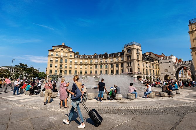 Private Munich Old Town Walking Tour - with optional Breakfast - Residenz München, Feldherrnhalle, and the Wittelsbach power trail