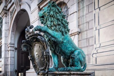 Private Munich Tour with hotel pickup - Frauenkirche: Munich’s big church, quick and meaningful