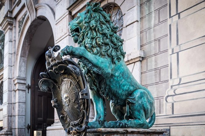 Private Munich Tour with hotel pickup - Frauenkirche: Munich’s big church, quick and meaningful