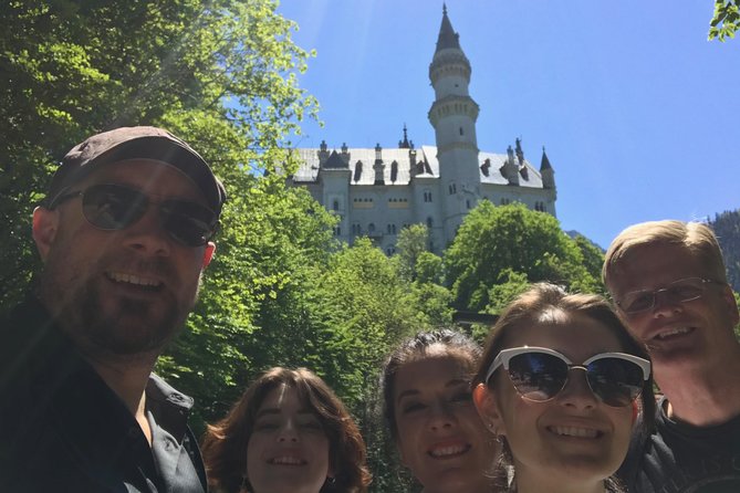 Private Neuschwanstein castle tour from Oberammergau village - Comfort, Timing, and the Private-Group Advantage