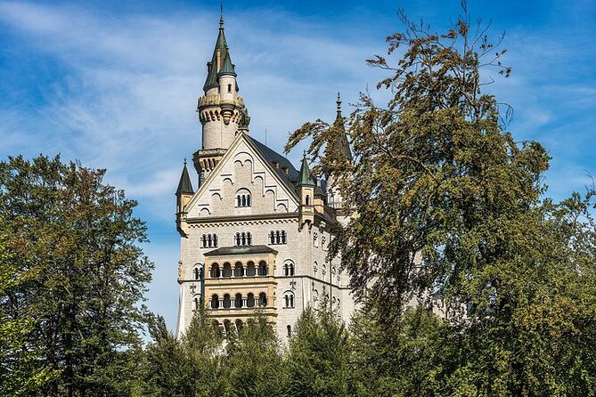 Private Neuschwanstein Tour from Munich with Skip-the-Line Ticket - Morning Pickup From Munich: Comfort Before the Climb