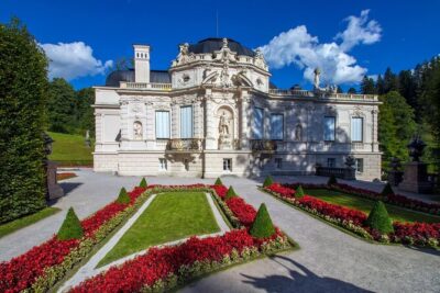 Private Tour at Neuschwanstein And Linderhof Palaces From Munich - Hohenschwangau and Alpsee: the calm lead-in before the big drama