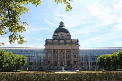 Private Tour: Munich Third Reich Walking Tour - The opening stretch: Marienplatz gives you orientation before the hard stops