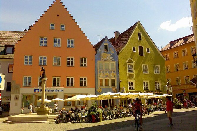 Private tour of the best of Fussen - Sightseeing, Food & Culture with a local - Füssen’s architecture: what a local guide helps you actually see