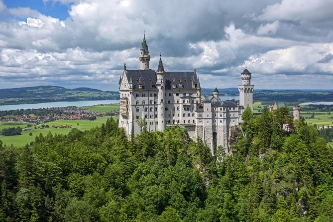 Private Zugspitze & Neuschwanstein Castle, Skip The Line & Lunch - Key highlights at a glance