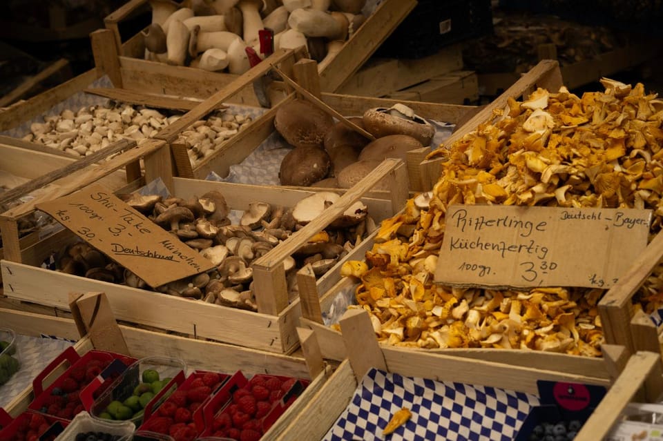 Short & sweet: Tasting the Viktualienmarkt - Weather, Stall Closures, and a Realistic Expectation