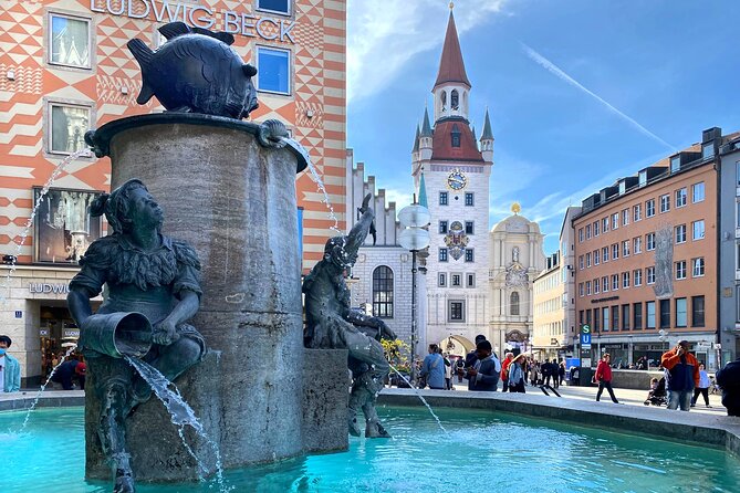 Ten Munich Old town Sights in a Private Express Walking Tour - Fischbrunnen Traditions: Wallet Washing and the Butchers’ Jump