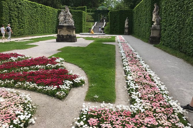 VIP Day Trip Neuschwanstein and Linderhof Castle from Munich - Timing reality: sometimes VIP still feels busy